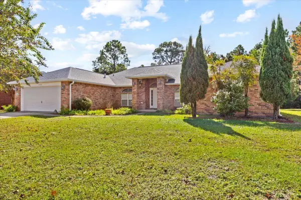 8335 Onich Drive, Navarre, FL 32566