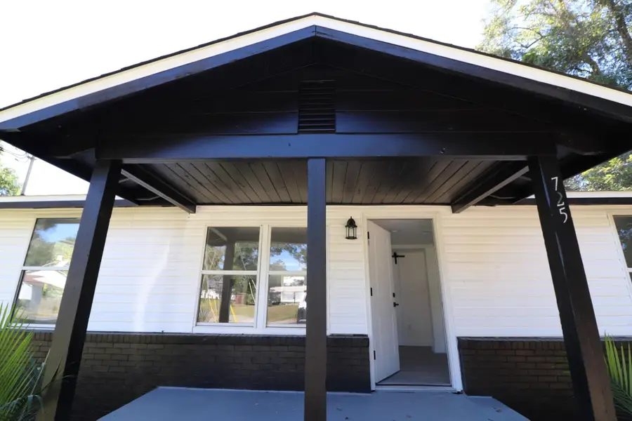 725 School Ave Avenue, Crestview, FL 32536 - Image #2