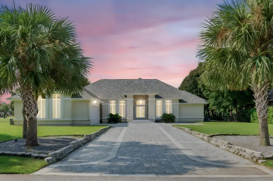 7055 Pro Am Court, Navarre, FL 32566 - Image #2