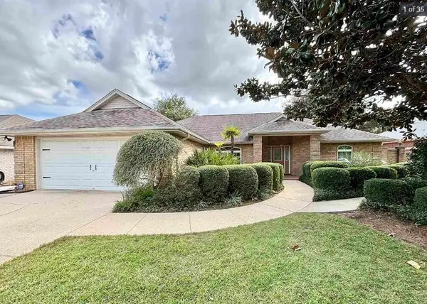 7781 Ramona Drive, Navarre, FL 32566