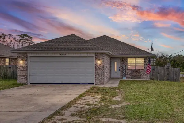 8505 Carlos Street, Navarre, FL 32566