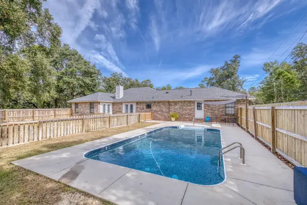 1747 New Hope Road, Gulf Breeze, FL 32563