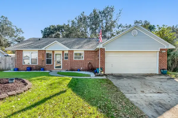 8147 Country Bay Boulevard, Navarre, FL 32566