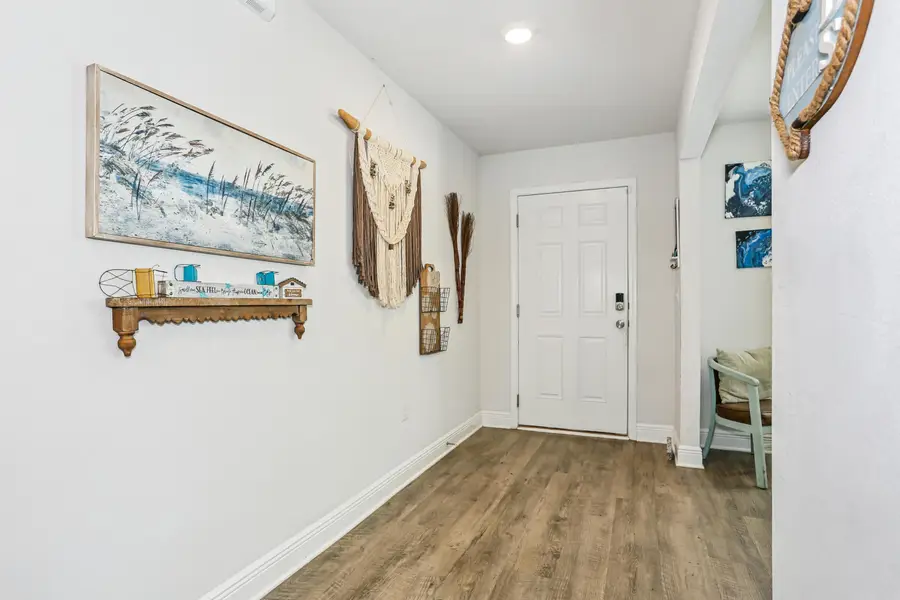 3118 Heritage Oaks Circle, Navarre, FL 32566 - Image #3