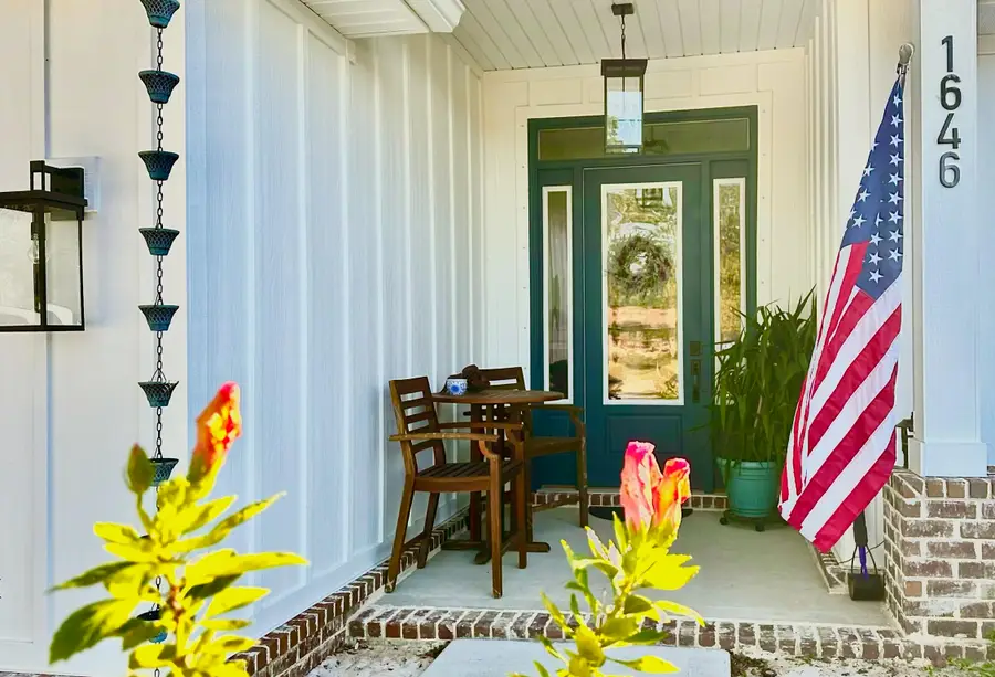 1646 Ocean Breeze Lane, Gulf Breeze, FL 32563 - Image #2