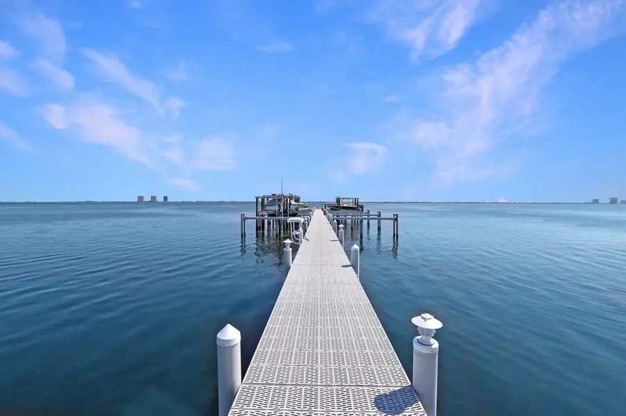 940 Sound Harbor Circle, Gulf Breeze, FL 32563 - Image #2