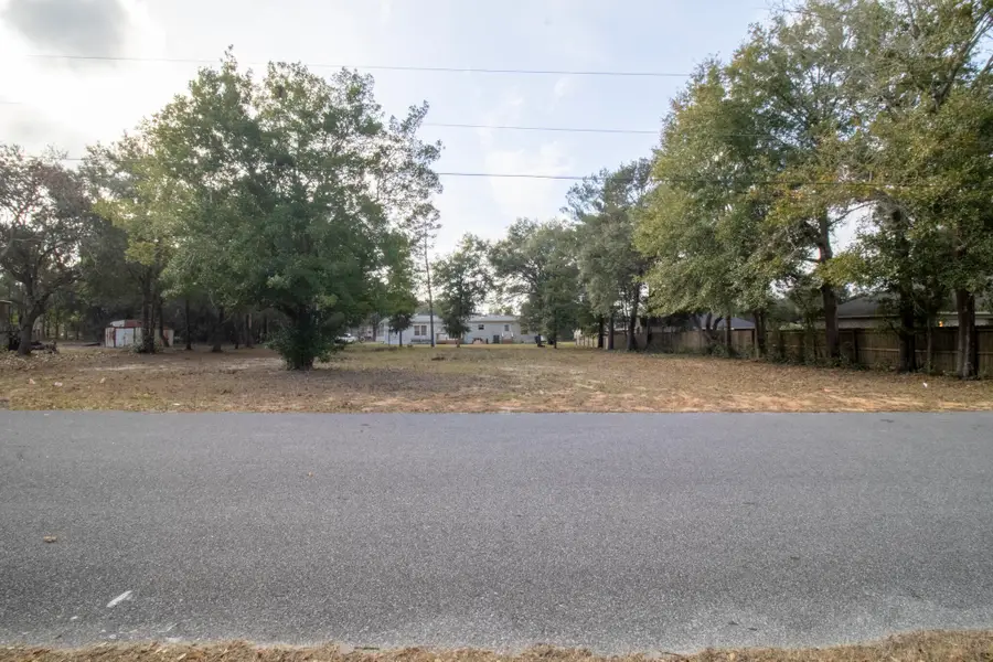 2727 Braswell Street, Navarre, FL 32566 - Image #2