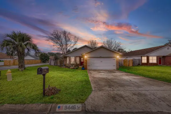 9446 Parker Place Drive, Navarre, FL 32566