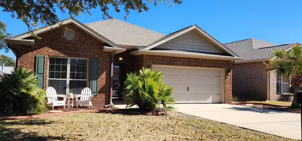 1810 Coast Court, Gulf Breeze, FL 32563