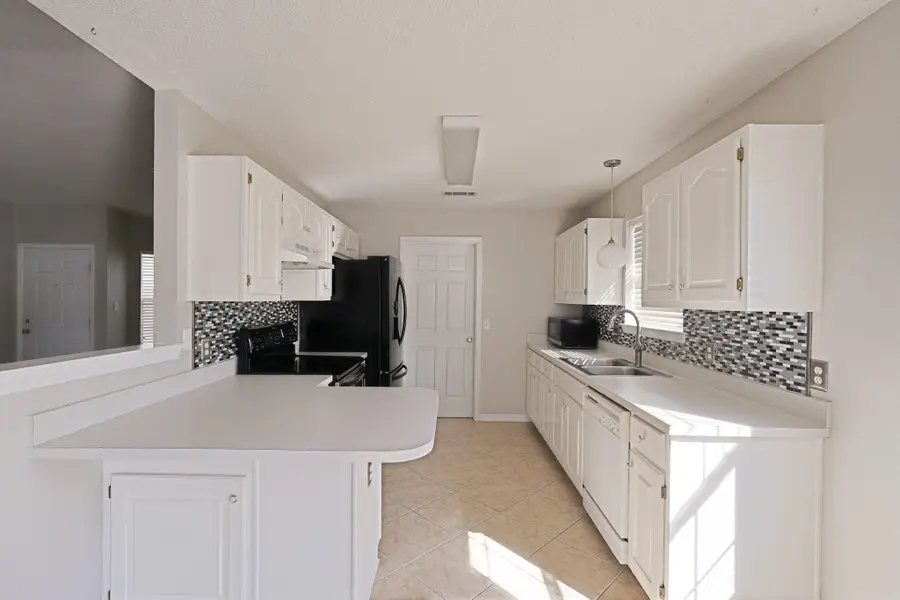 34 Stowe Road, Mary Esther, FL 32569 - #2