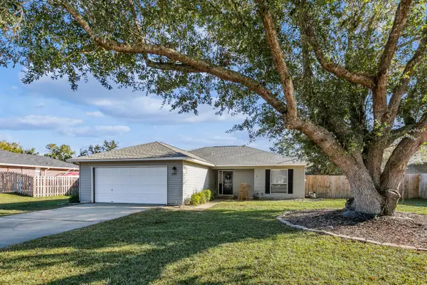 6545 Fern Street, Navarre, FL 32566