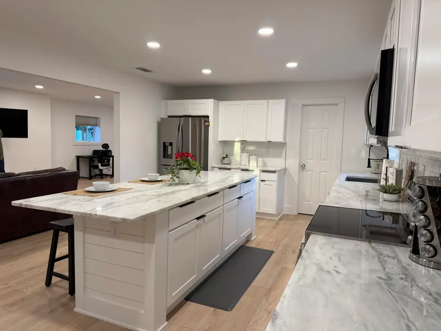 324 NW Leah Miller Drive, Fort Walton Beach, FL 32548 - #3