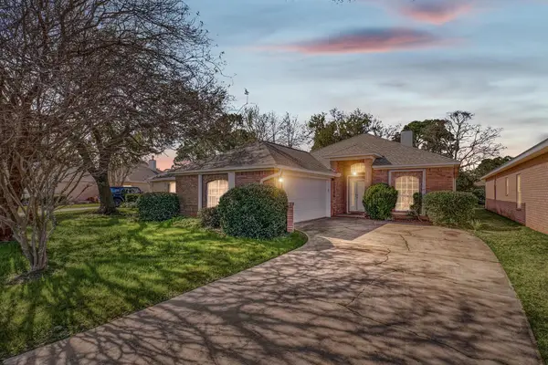 4172 Longwood Circle, Gulf Breeze, FL 32563