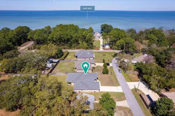 1911 Ladybird Lane, Gulf Breeze, FL 32563