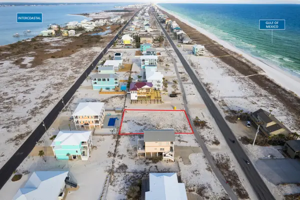 7536 Gulf Boulevard, Navarre, FL 32566