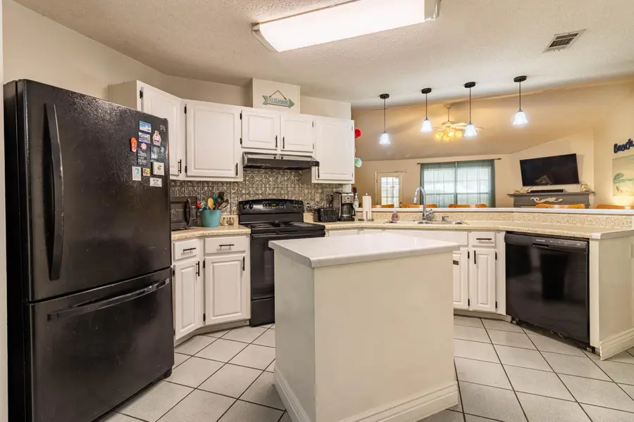 2824 Winners Circle Drive, Navarre, FL 32566 - #2