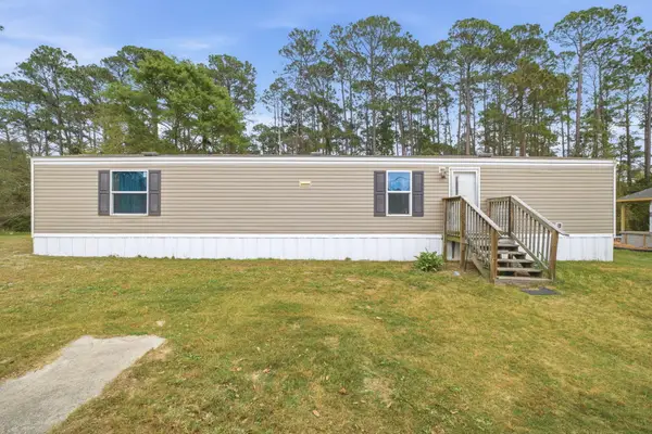 3338 Bob Tolbert Road, Navarre, FL 32566