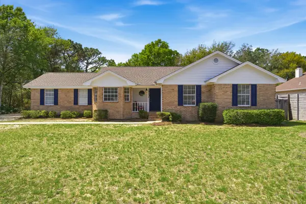 1513 Lighthouse Court, Gulf Breeze, FL 32563