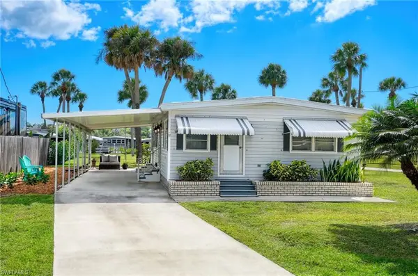 18 Henderson Dr, NAPLES, FL 34114