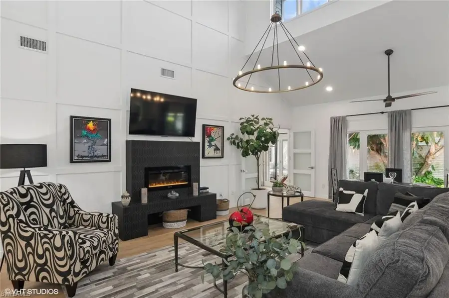 651 Bridgeway Ln #1, Naples, FL 34108 - Image #3