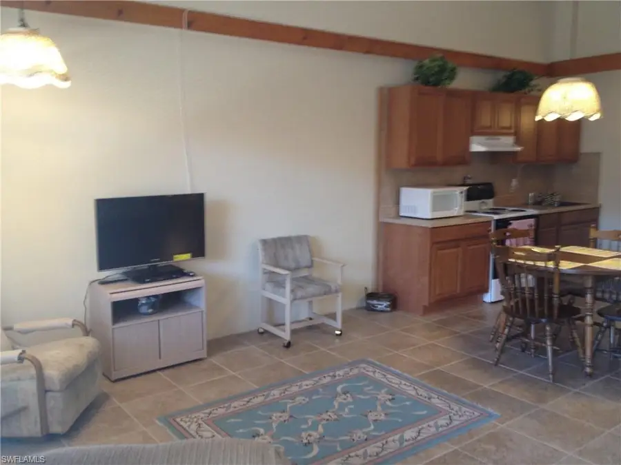 826 Wiggins Pass Rd #318, Naples, FL 34110 - Image #2