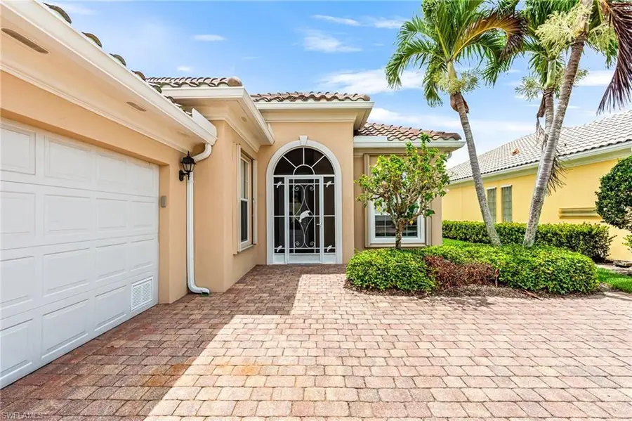 7710 Hernando Ct, Naples, FL 34114 - Image #2
