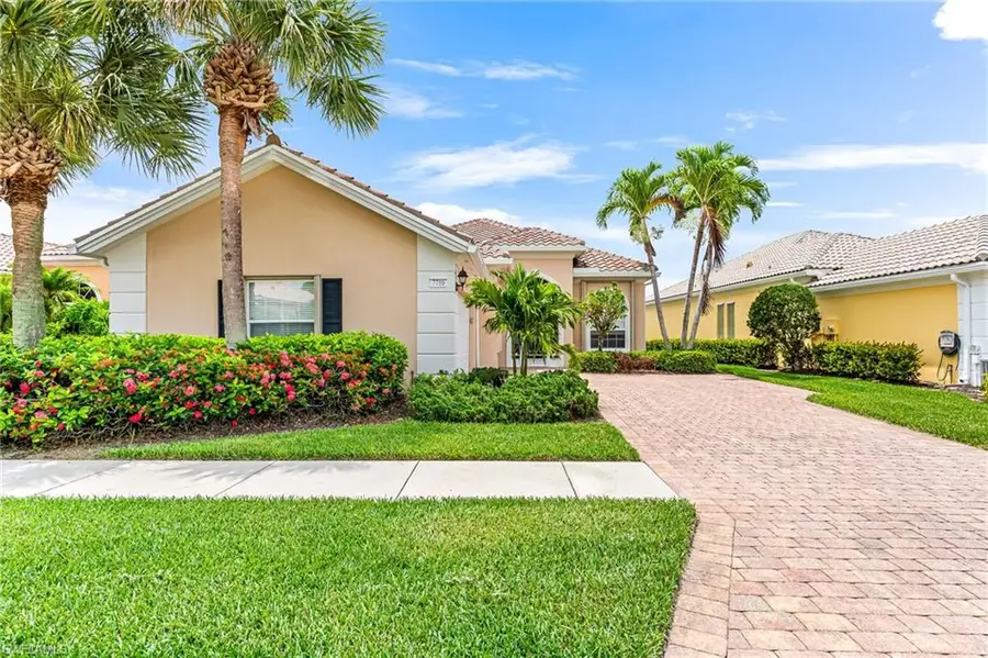 7710 Hernando Ct, Naples, FL 34114 - Image #3