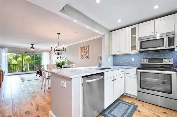 3030 Binnacle Dr #309, NAPLES, FL 34103