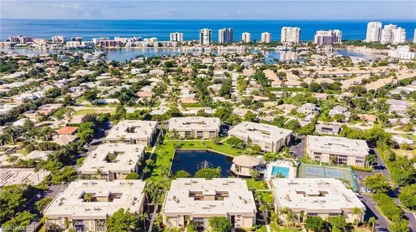 788 Park Shore Dr #H15, NAPLES, FL 34103