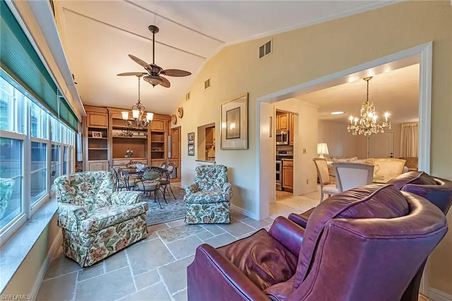 1002 Forest Lakes Dr, Naples, FL 34105 - Image #3