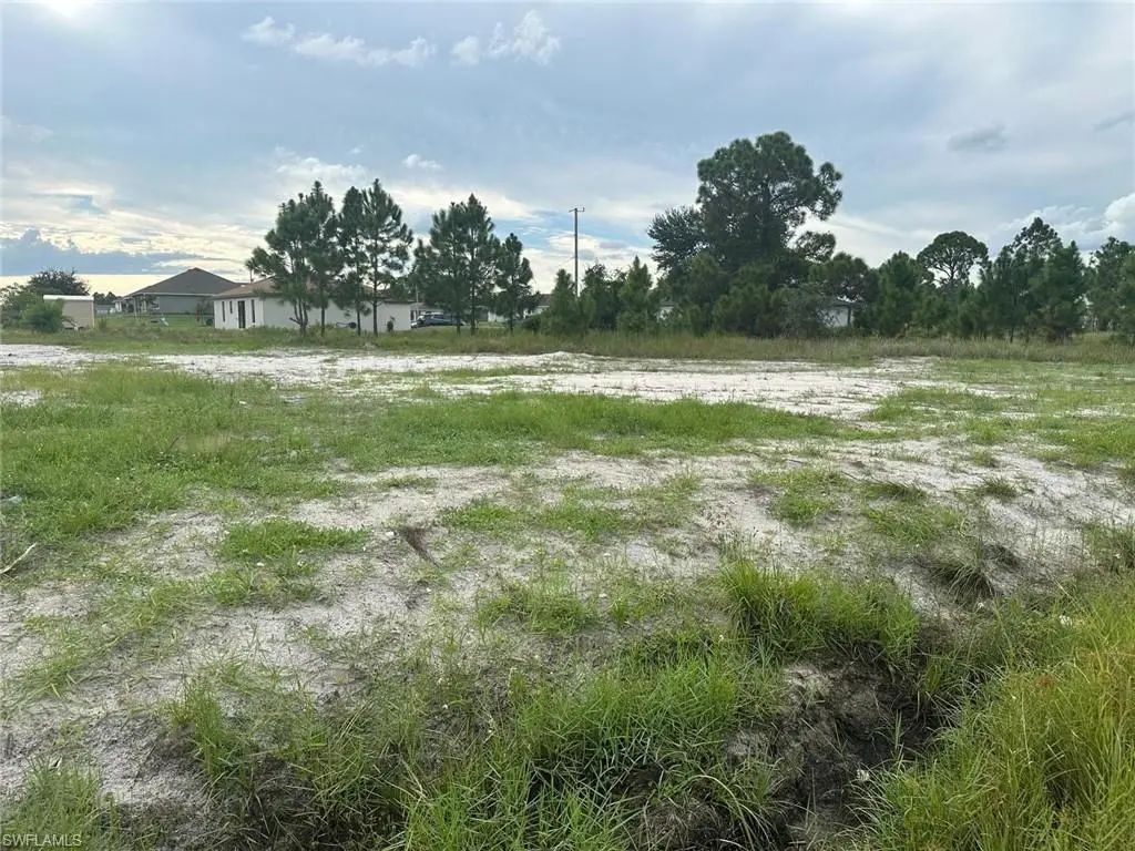 1033 Maxwell Ave S, Lehigh Acres, FL 33974 - Image #1