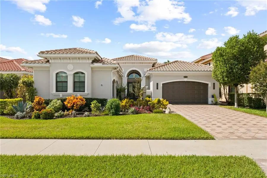 3215 Atlantic Cir, Naples, FL 34119 - Image #2