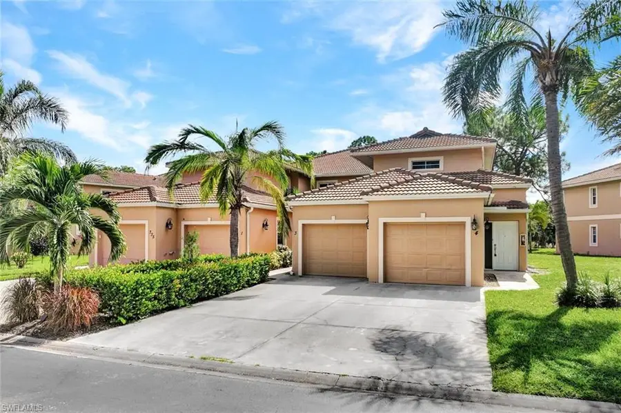 735 Luisa Ln #4, Naples, FL 34104 - Image #2