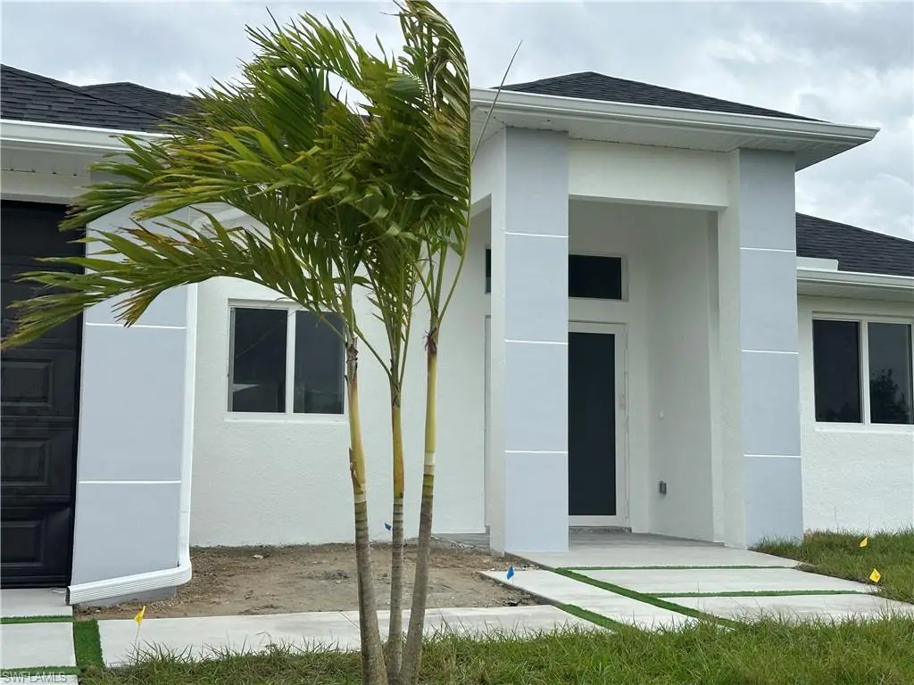 342 Peerless St, Lehigh Acres, FL 33974 - Image #1