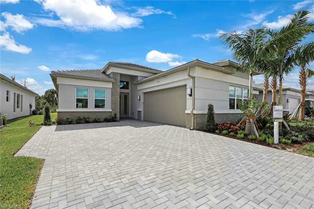 12216 Lotus Ave, Naples, FL 34120 - Image #1