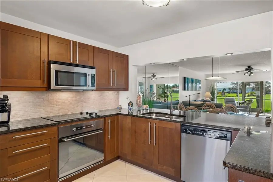 6740 Dennis Cir #B-106, Naples, FL 34104 - Image #3