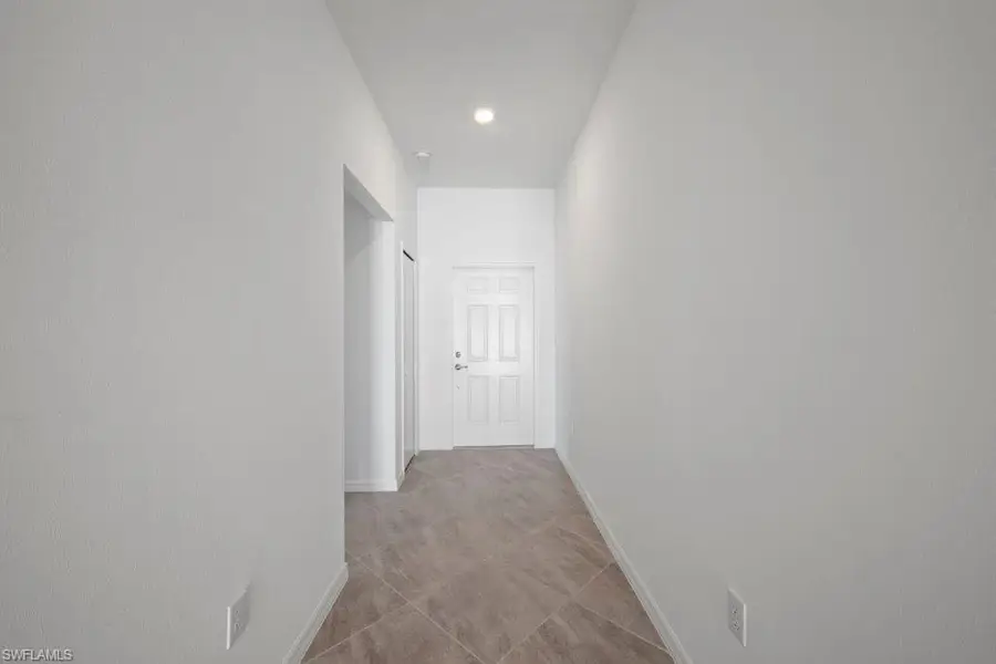 174 Pembroke St, Lehigh Acres, FL 33974 - Image #2