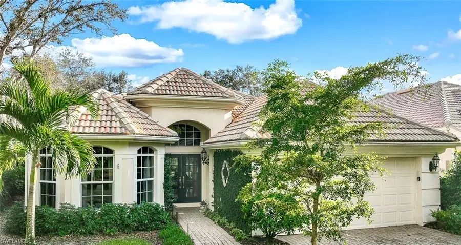 422 Palo Verde Dr, Naples, FL 34119 - Image #2