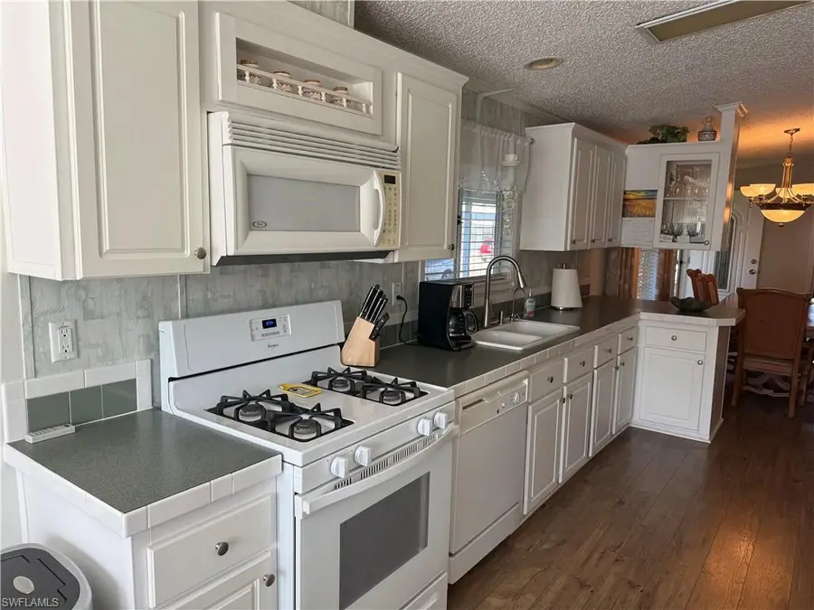 38 Amethyst Ave #38-A, Naples, FL 34114 - Image #3