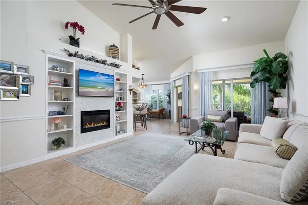 3260 Douglas Dr #2-202, NAPLES, FL 34105