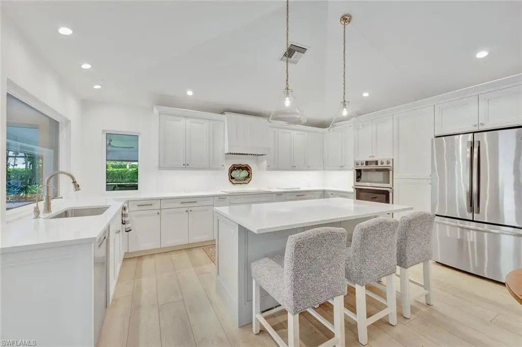 721 Turkey Oak Ln, Naples, FL 34108 - Image #1