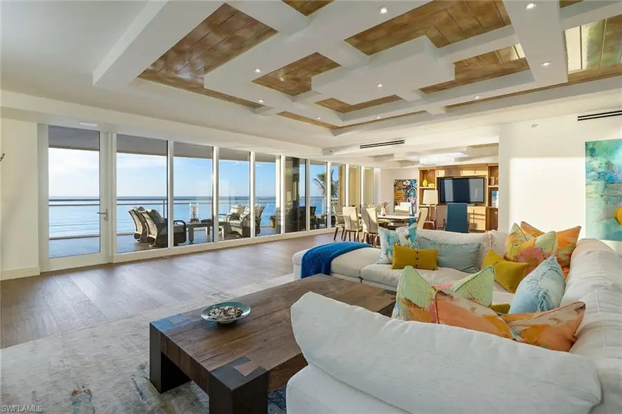 11125 Gulf Shore Dr #405, Naples, FL 34108 - Image #3