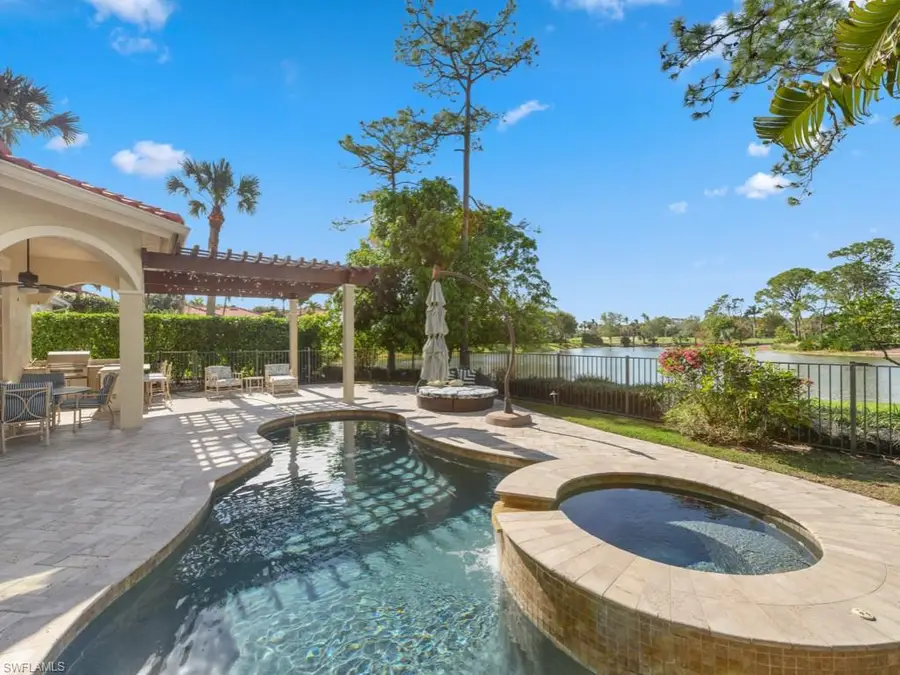 2650 Lermitage Ln, Naples, FL 34105 - Image #2