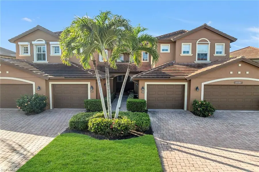6686 Alden Woods Cir #202, Naples, FL 34113 - Image #2