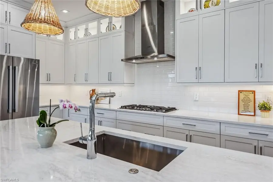 3285 Dorado Ln #202, Naples, FL 34114 - Image #2