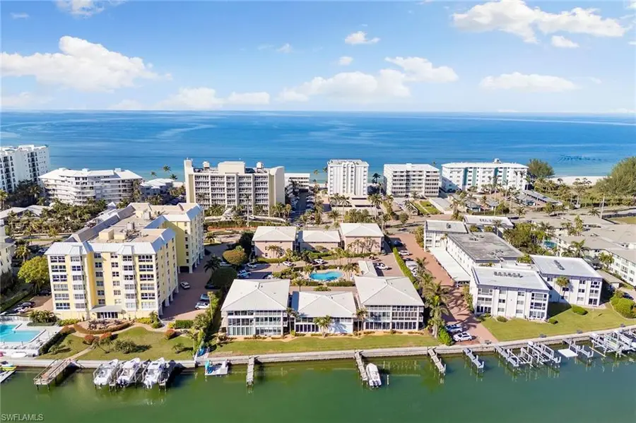 1910 Gulf Shore Blvd N #212, Naples, FL 34102 - Image #3