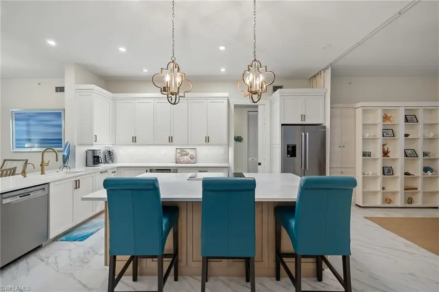 820 W Bentwater Cir #102, Naples, FL 34108 - Image #3