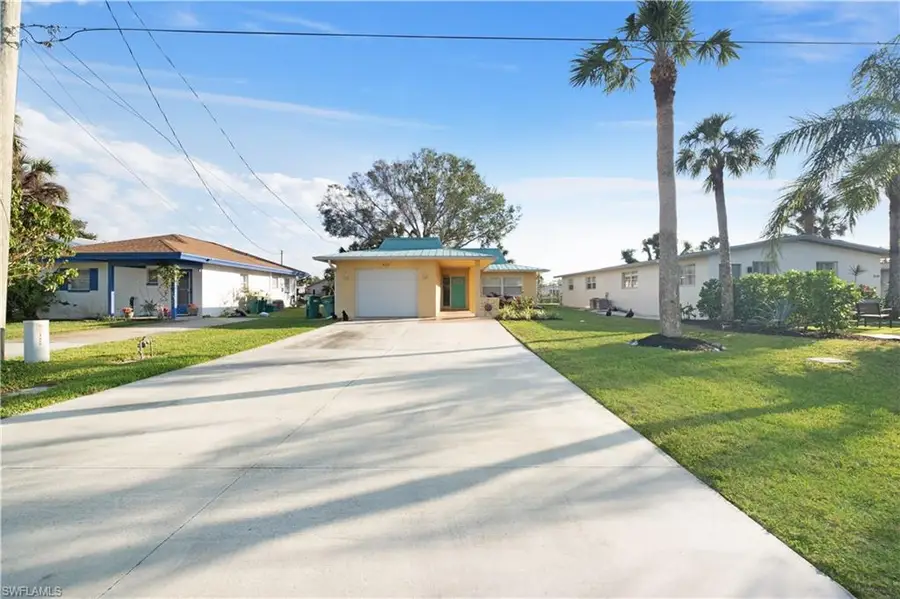 834 108th Ave N, Naples, FL 34108 - Image #3