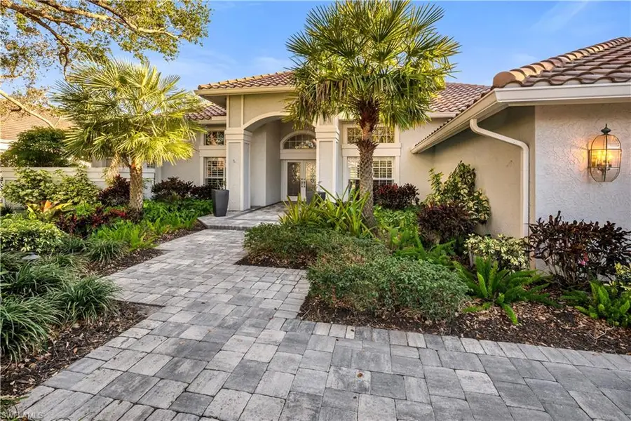 893 Wyndemere Way, Naples, FL 34105 - Image #3