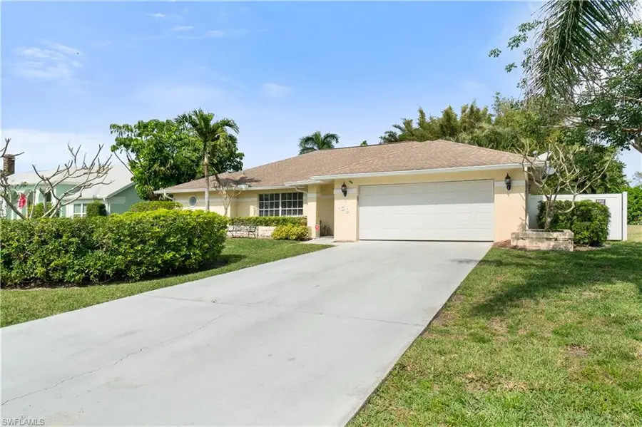 159 Oakwood Ct, Naples, FL 34110 - Image #2